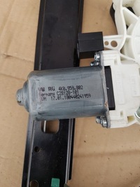 фото thumb №5, Подъемник стекло левый задняя touareg iii 760839461b