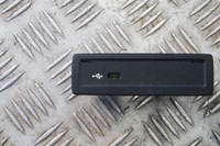 фото thumb №1, Модуль роз'єм usb mercedes w290 x290 gt amg a2478203902