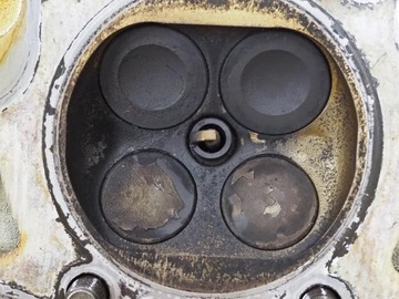 фото thumb №8, Головка w12 6.0 правая 07c103374q audi a8 d3 w12