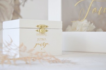 Шкатулка для обручальных колец WHITE NAMES с гравировкой «Бабье лето»