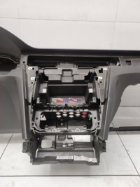 фото thumb №9, Торпедо консоль подушки ремни eu vw passat b8