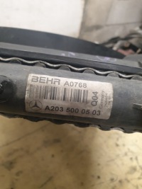 Mercedes c klasa w203 радиатор воды вентилятор a2035000503 a2035001593 Доставка, фото thumb