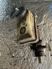 фото thumb №5, 7700828034 главный тормозной цилиндр renault megane i