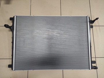 фото thumb №1, Mercedes c-klasa w206 c206 cle c236 радіаторів нова оригінал a0995009900