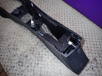 фото thumb №7, Renault megane iii 3 08- подлокотник туннель средний