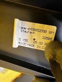 фото thumb №7, Бардачок схованка na аптечку audi a8 d4