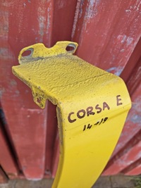 фото thumb №12, Крила передній лівий / правий перед opel corsa e 2014-19