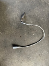 фото thumb №1, Audi a4 b9 датчик температури вихлопних газів 05l906088s