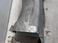 Corolla cross 2.0 гибрид защита тепловая трубы выпускной катализатора комплект Недорого, фото thumb