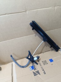 фото thumb №5, Шторка двері задня права porsche panamera 971 оригінальний номер 974861334