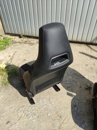 фото thumb №9, Mercedes w177 amg сидіння червона nić алькантара