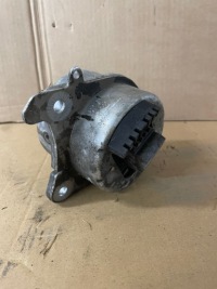 Купить Alfa romeo giulia 2.2 jtd подушка двигателя 00505450120, фото thumb