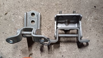 фото thumb №1, Nissan note e12 петля дверь левый зад задний