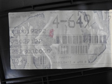 фото thumb №9, Оббивка двері праві зад audi a4 b7 avant