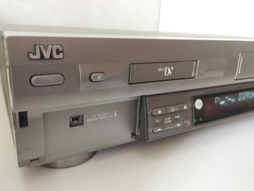 STUDIO RECORDING COMBO mini DV - S-VHS _JVC SR VS 30