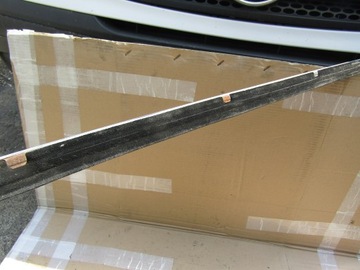 фото thumb №10, 1 mercedes w126 se левая передняя планка хром прокладка дверь левый перед