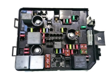 фото thumb №1, Opel corsa e коробка запобіжників 13500114