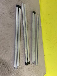 фото thumb №1, Mercedes w211 kombi - направляющая направляющая багажника