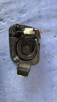 фото thumb №10, Крышка зарядки renault captur ii 781200503r состояние jak новый