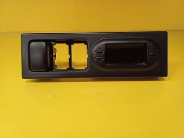 фото thumb №1, Дисплей годинник mazda 323c nr73