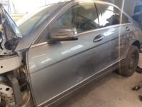 фото thumb №1, Mercedes w204 sedan двері лівий перед 779