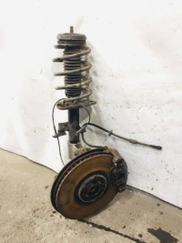 фото thumb №1, Амортизационная стойка ступица правый citroen ds5 2,0 blue hdi