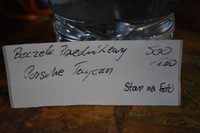 фото thumb №5, Оббивка обшивка двері передній лівий porsche taycan 1