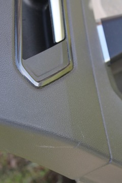 фото thumb №9, Боковина двері оббивка правий зад vw tiguan ii r line шкіра