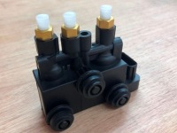 фото thumb №4, Молдинг lr070245 do land rover discovery v van l462 defender kombi van l663