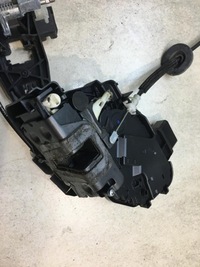 фото thumb №7, Замок двері лівий задня discovery iii fqm000157