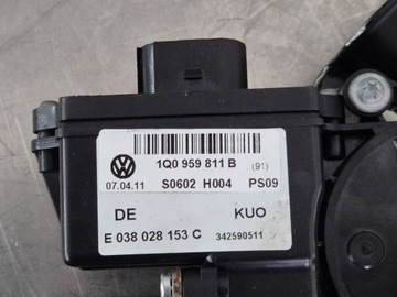 фото thumb №7, Vw eos механизм стёкла левый задний стекло 1q0839401d 1q0959811b