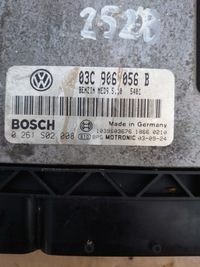 фото thumb №1, Комп'ютер двигуна vw golf v 1.6 fsi 03c906056b блок керування