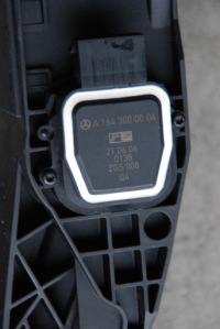 фото thumb №3, Педаль газа потенциометр mercedes gl x164