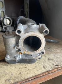 фото thumb №1, Volkswagen оригинальный номер 03d133062e дроссельная заслонка