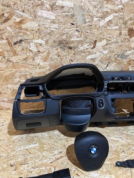 фото thumb №10, Консоль панель подушка безопасности ремни bmw 3 f30 f31 lci 15- оригинал демонтаж