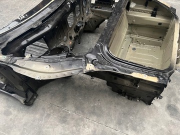 фото thumb №7, Porsche 991 2s 2c ванна четверть перед стена