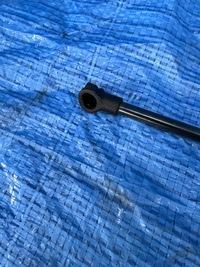 фото thumb №6, Амортизаторы капот dacia duster ii 654702645r