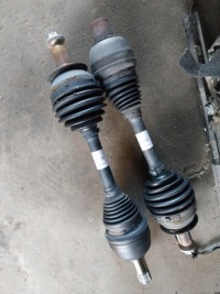 фото thumb №1, Mercedes w117 c117 2.2 cdi cla привідний вал ліва права перед idealna gla w156 x156