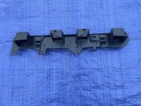 фото thumb №1, Peugeot 208 ii направляющая средний бампера задняя 22r