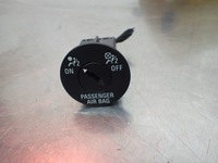 фото thumb №1, Opel insignia a перемикач подушок 13268602