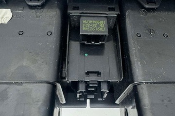 фото thumb №8, Впуск воздуха консоли vw touran 1t1, 1t2 1t1819728b 1.9l дизель 77kw