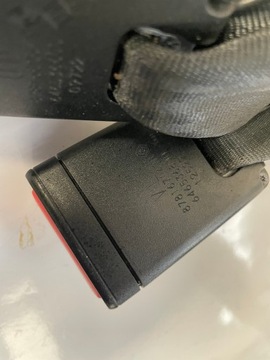 фото thumb №6, Renault arkana 1.3 tce 22 застібка ременя зад 878168084r 878167142r