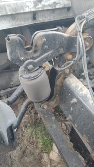 фото thumb №1, Подушка подвеска кабины man tgm tgl задняя замок