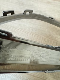 фото thumb №8, Mercedes w243 eqb планка бампера передньої хром a2438854900