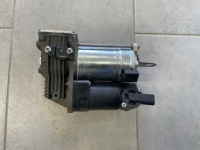 Купити Насос підвіска airmatic mercedes w216 w221 рестайлінг, фото thumb