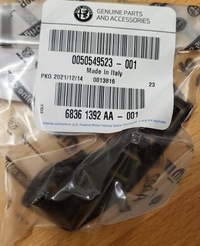 фото thumb №1, Направляющая бампера верхний левый alfa romeo giulia