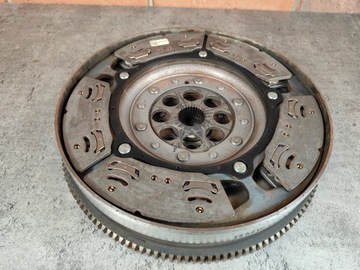 фото thumb №10, Bmw f40 f45 f46 x1 f48 f39 b38 колесо двухмассовый маховики двухмассовый маховик 8655638