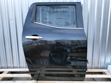 фото thumb №1, Mercedes x w470 двері комплектні правий зад c197