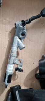 Mustang vi рестайлинг  gt ремень безопасности правый  перед натяжитель jr3b-r699d64-cg с Разборки, фото thumb