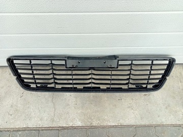 фото thumb №6, Toyota hilux viii 15- решітка середня бампера перед 53112-0k130